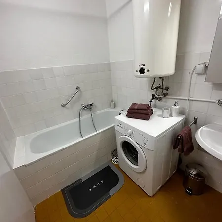 Family Apartman